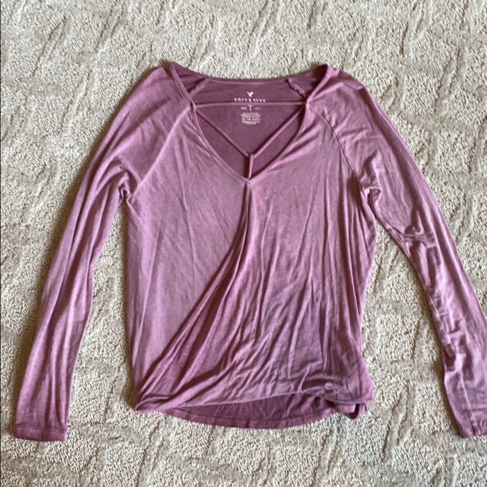 EUC. American Eagle pink top. Size xs